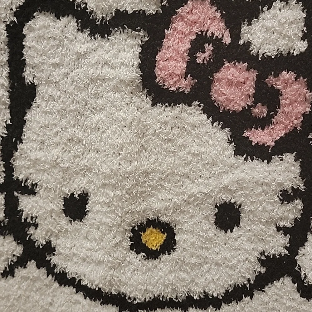 HELLO KITTY SUPER SOFT THROW - Picture 4 of 4